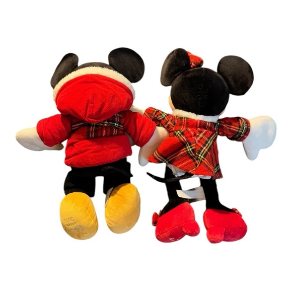 Disney Store Exclusive 2011 Mickey &
Minnie - Picture 3 of 9